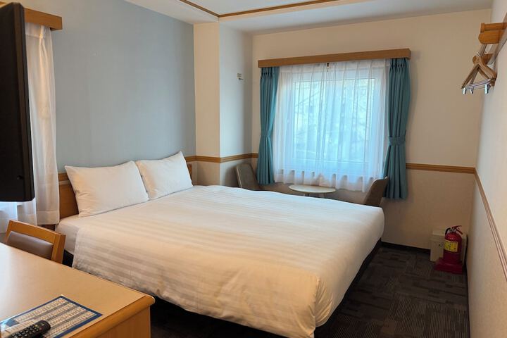 Room 18 of 34