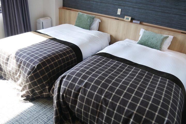 Room 15 of 110