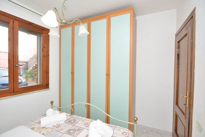 Room 10 of 22