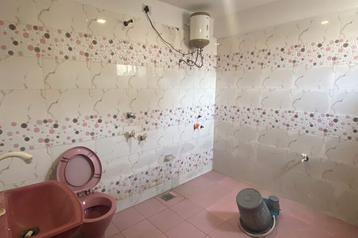 Room 12 of 14