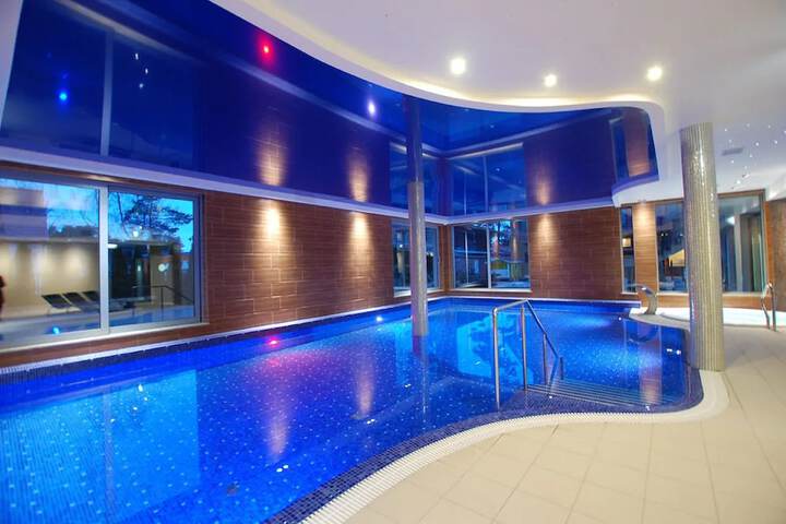 Pool 61 of 82