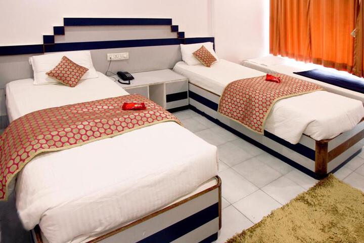 OYO ROOMS KUSHAL NAGAR JALNA ROAD