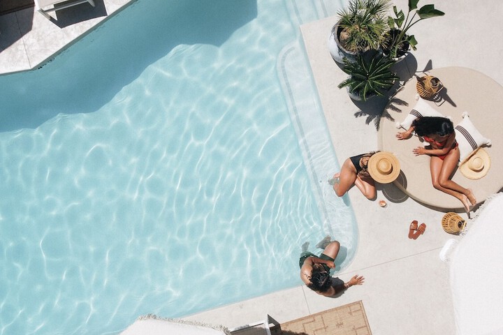Pool 92 of 115