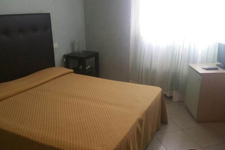 Room 6 of 30