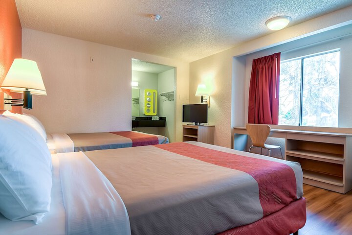 1 Double Bed (5 of 5)