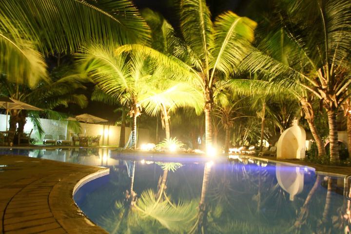 Pool 14 of 20