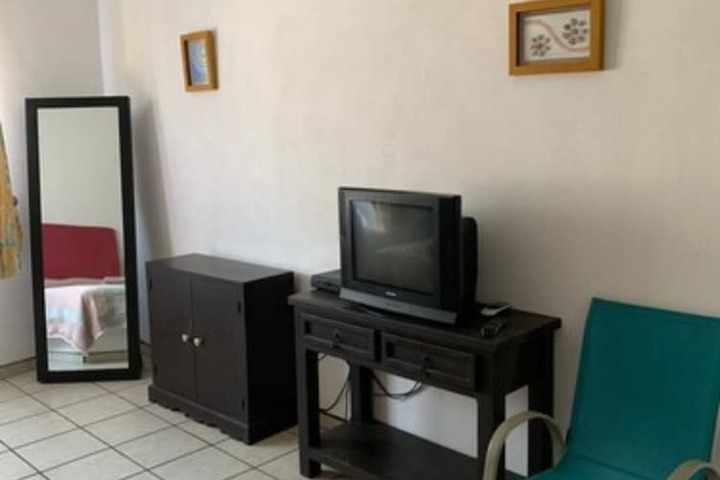 Room 5 of 43