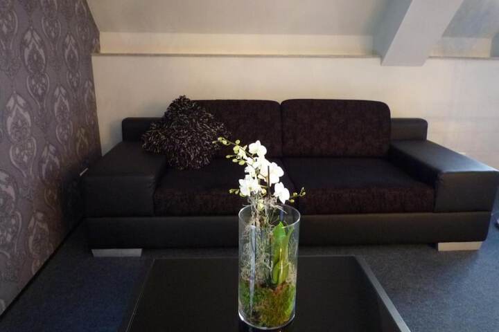 Room 15 of 37