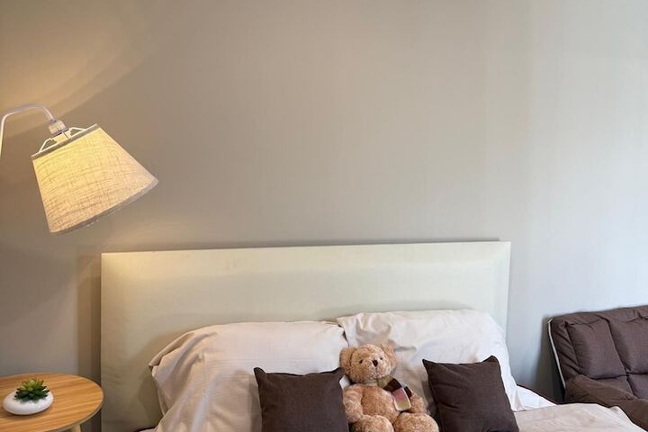 Room 3 of 17