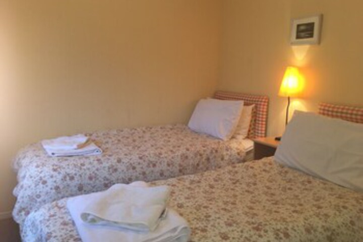 Room 93 of 116
