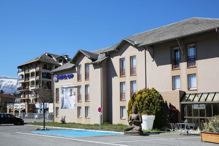 Hotel 26 of 29