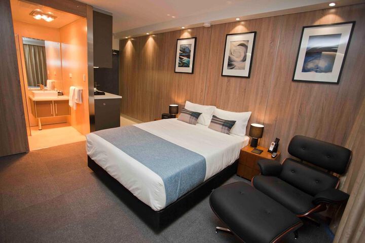 Room 7 of 46