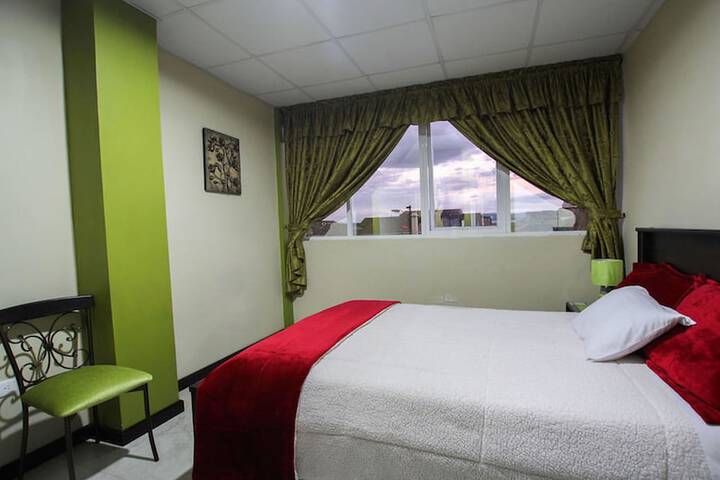 Room 10 of 38