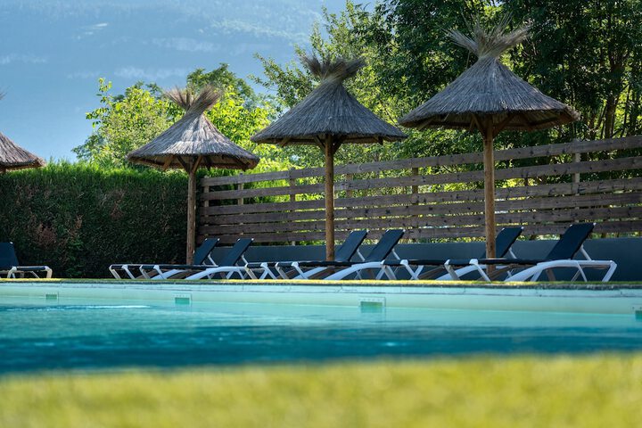 Pools & Facilities