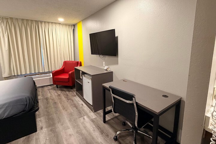 Room 44 of 90
