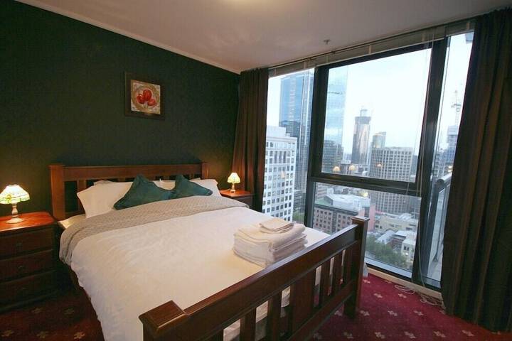 Room 27 of 66