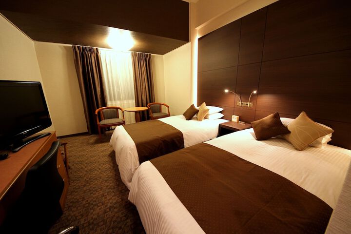 Room 14 of 110