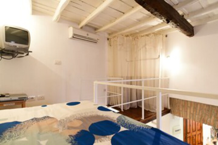Room 17 of 19