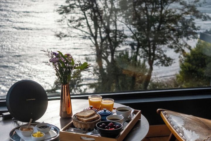 Breakfast/Coffee Service 89 of 123