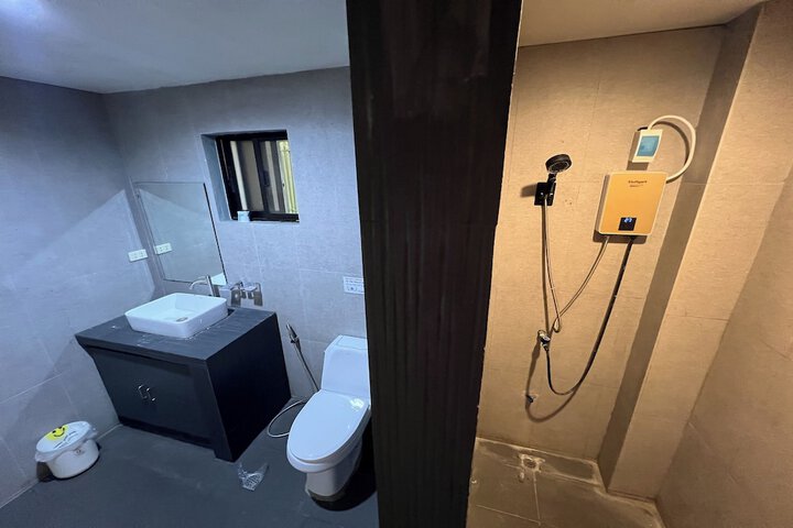 Room 20 of 28