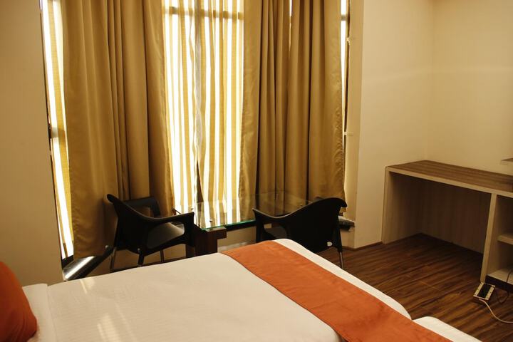 Room 20 of 59