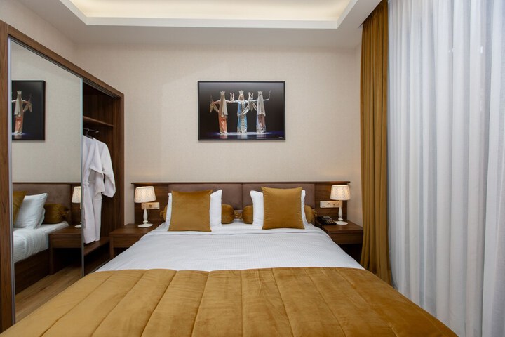 Room 34 of 78