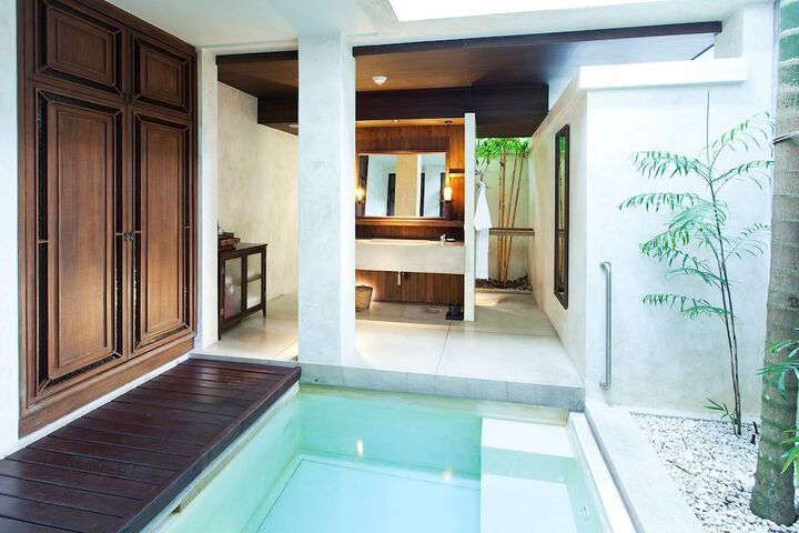 Pool 42 of 128