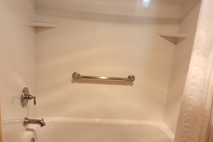 2 Double Beds (9 of 11)