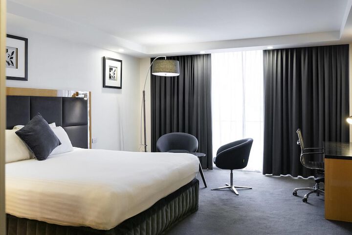 Room 9 of 75