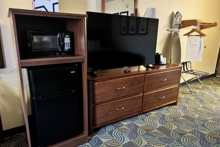 1 King Bed (17 of 43)