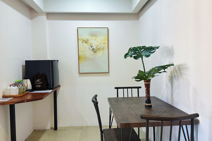 Room 64 of 116