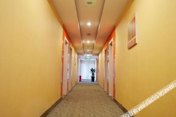 Hotel Interior 9 of 16