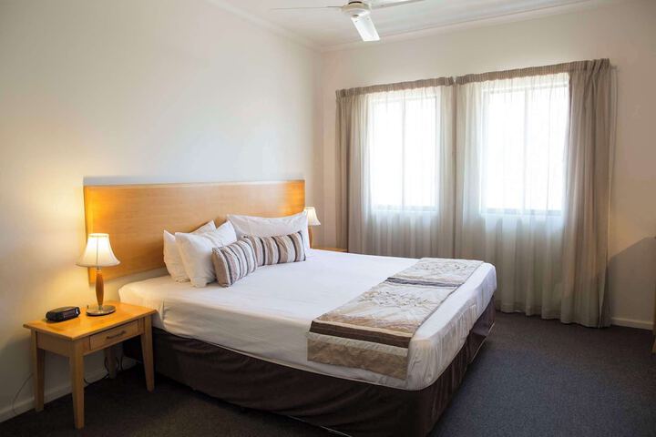 Room 16 of 42