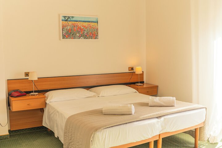 Room 59 of 104