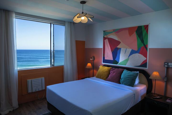 Room 17 of 52