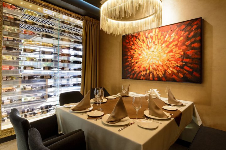 Dining 56 of 61