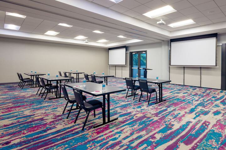 Meeting facility