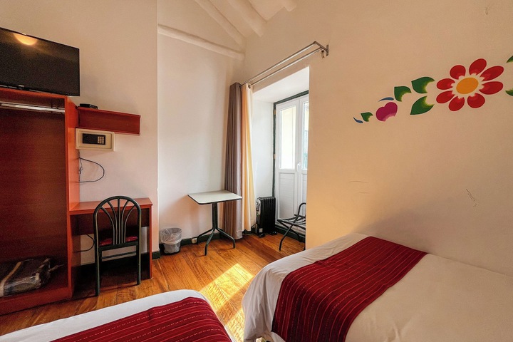 Room 29 of 89
