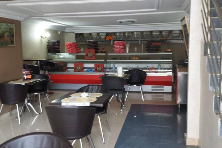 Dining 46 of 63