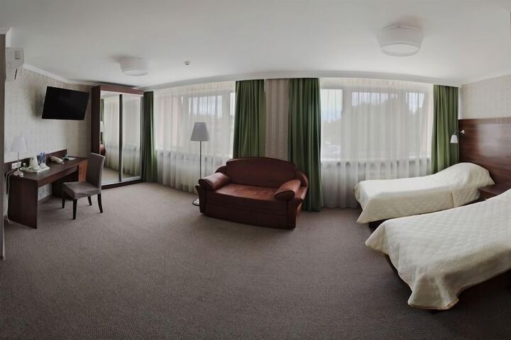 Room 15 of 66