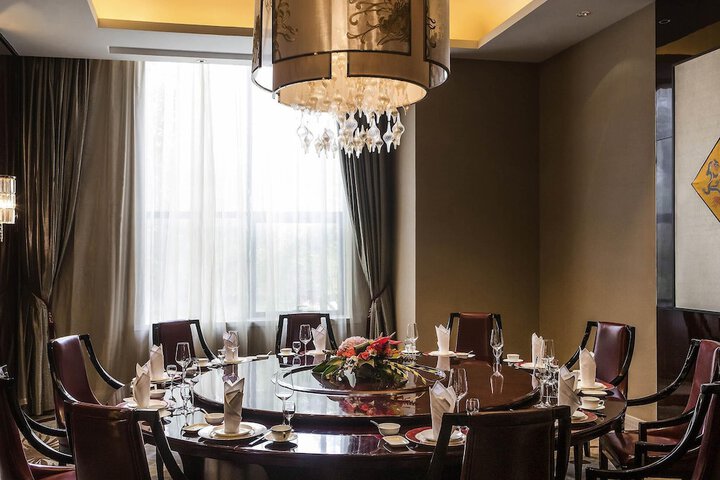 Dining Photos