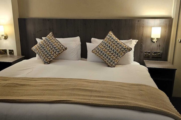 Room 17 of 295