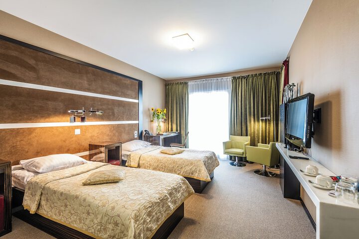 Room 37 of 110