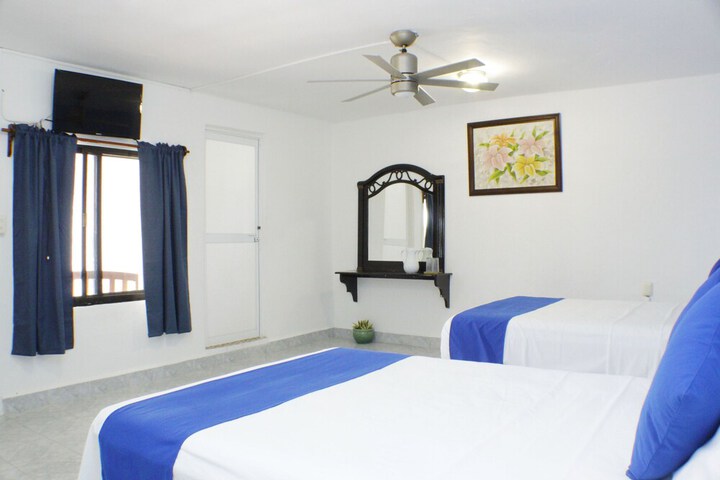 Room 16 of 35