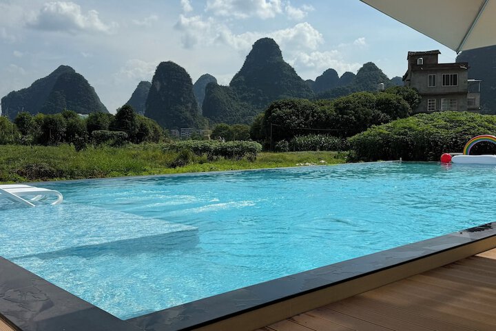 Pool 118 of 158
