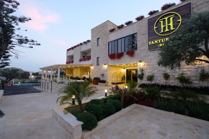 Hotel 101 of 106