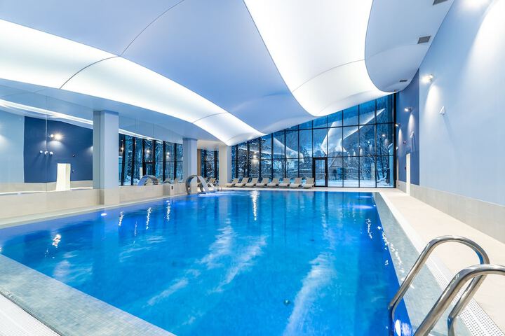 Pool 52 of 108