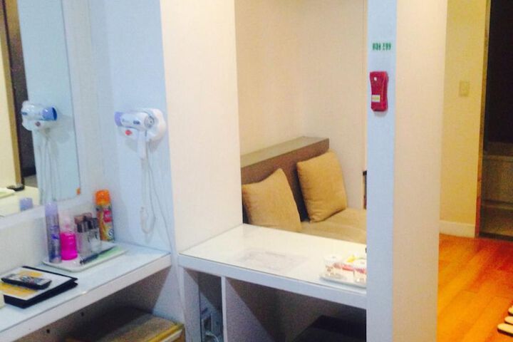 Room 14 of 40