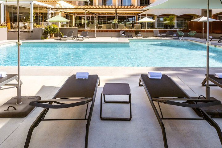 Pool 34 of 65