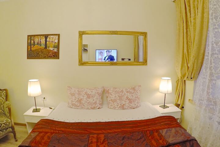 Room 19 of 79